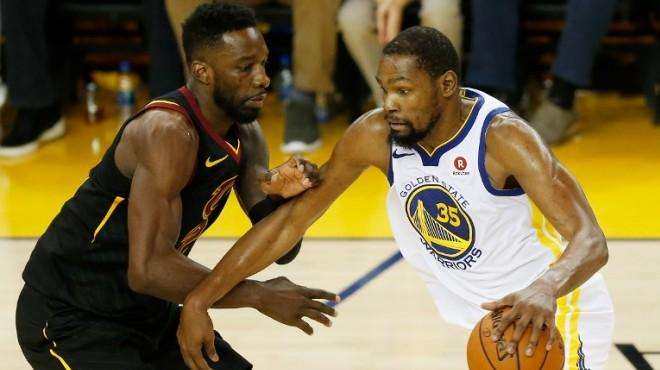 役发布会 役发布会