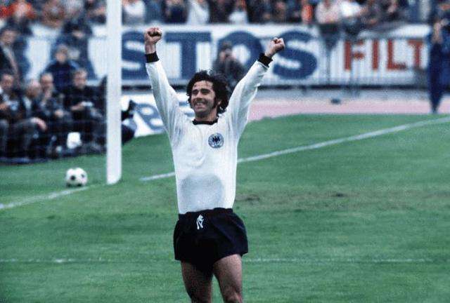 滕哈赫滿意新高層結構 表示球員恢復良好.