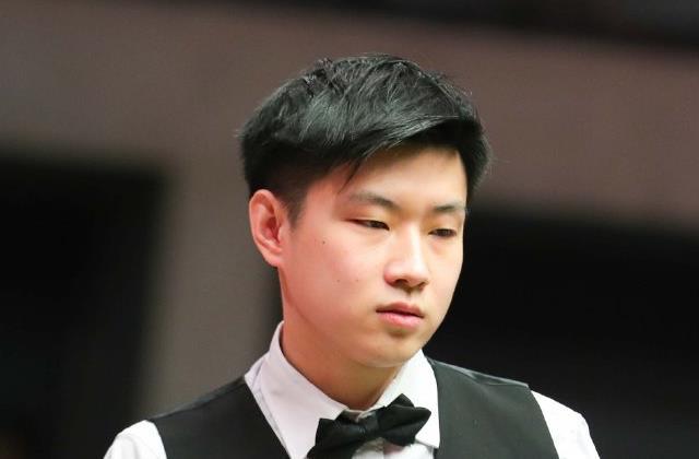 足球大片 ｜ 当国足“遇上”李云龙：打得过就打，打不过就算分.