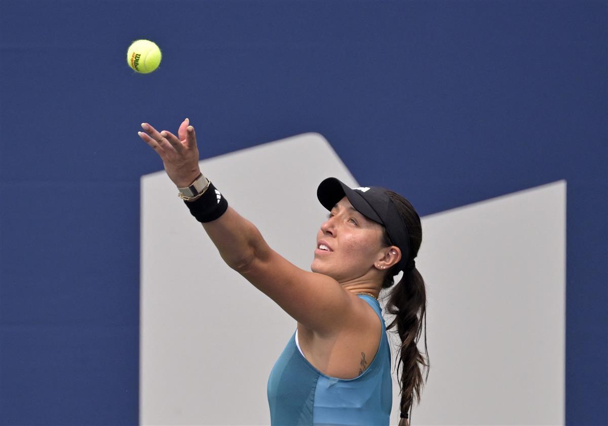 国足最大水货确定，球迷建议直接离队，伊万科维奇不手软.